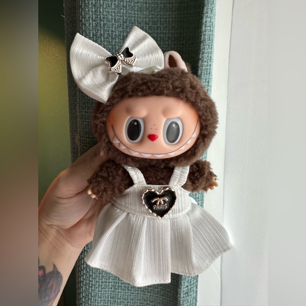Labubu outfit white dress and bow